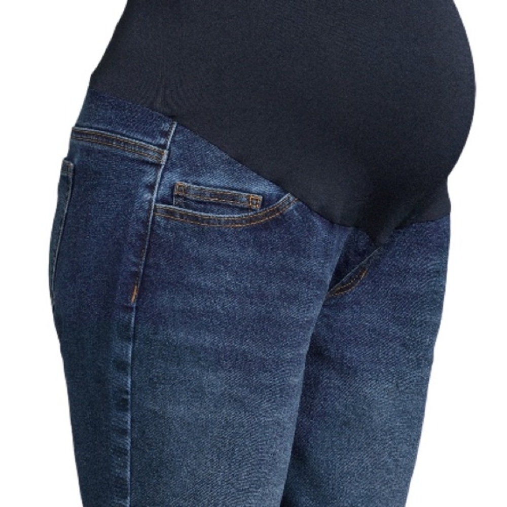 NWT Time and Tru Maternity Bermuda Raw Hem Full Panel Jean Shorts - Small 4-6